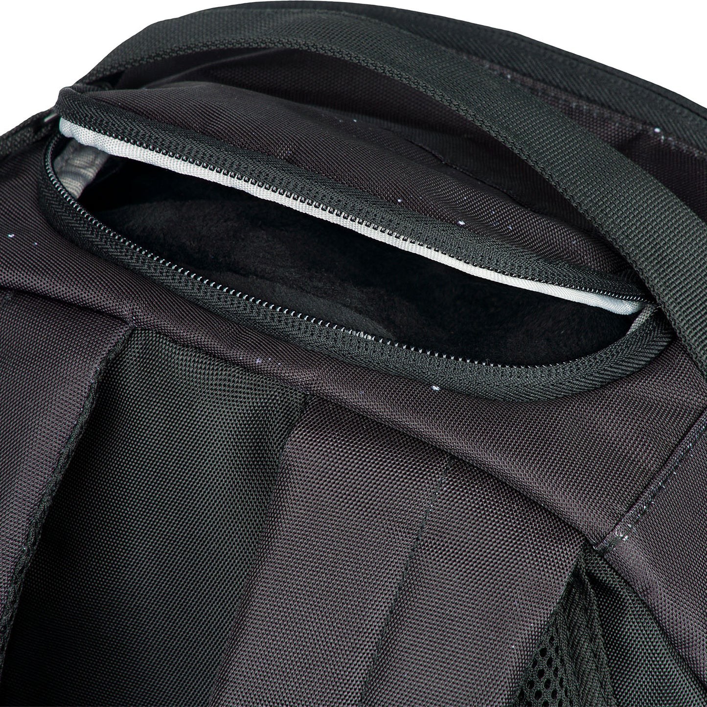 Placek  eARTh - Cosmonaut by Caer8th