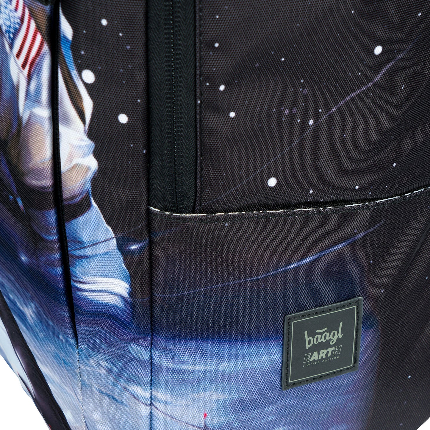 Placek  eARTh - Cosmonaut by Caer8th